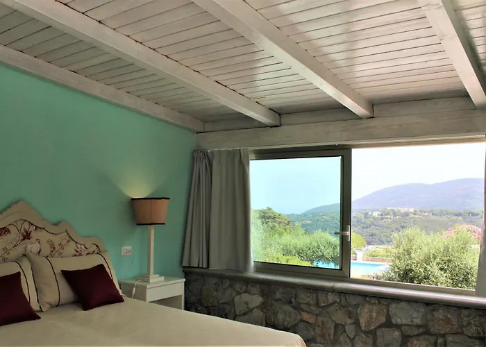 Les Oliviers Aparthotel Porto Azzurro