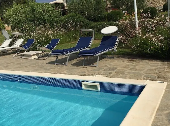 Les Oliviers Aparthotel 4*