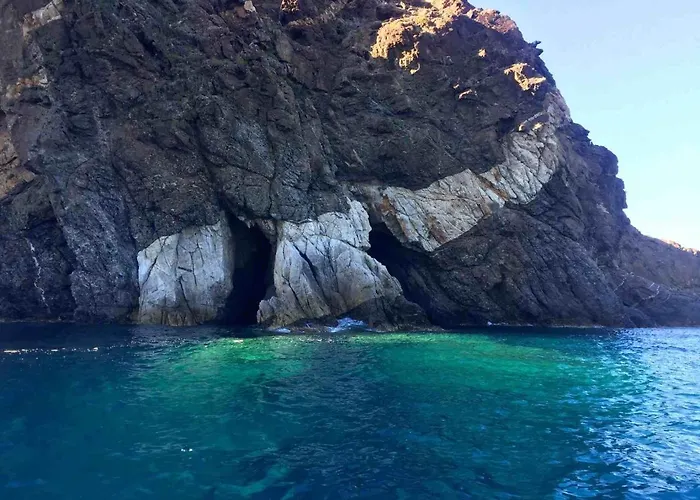 Les Oliviers Aparthotel 4*