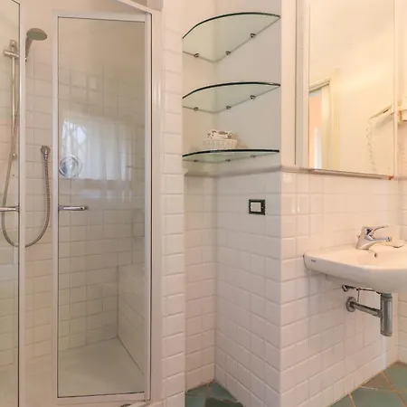 Les Oliviers Aparthotel 3*