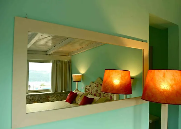 Les Oliviers Porto Azzurro